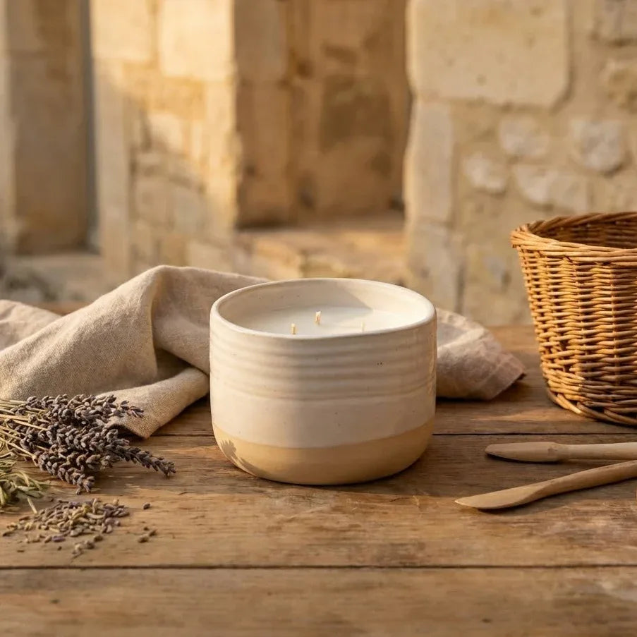 Bougie Essence d’Azur en céramique – Fleur d’Oranger & Néroli