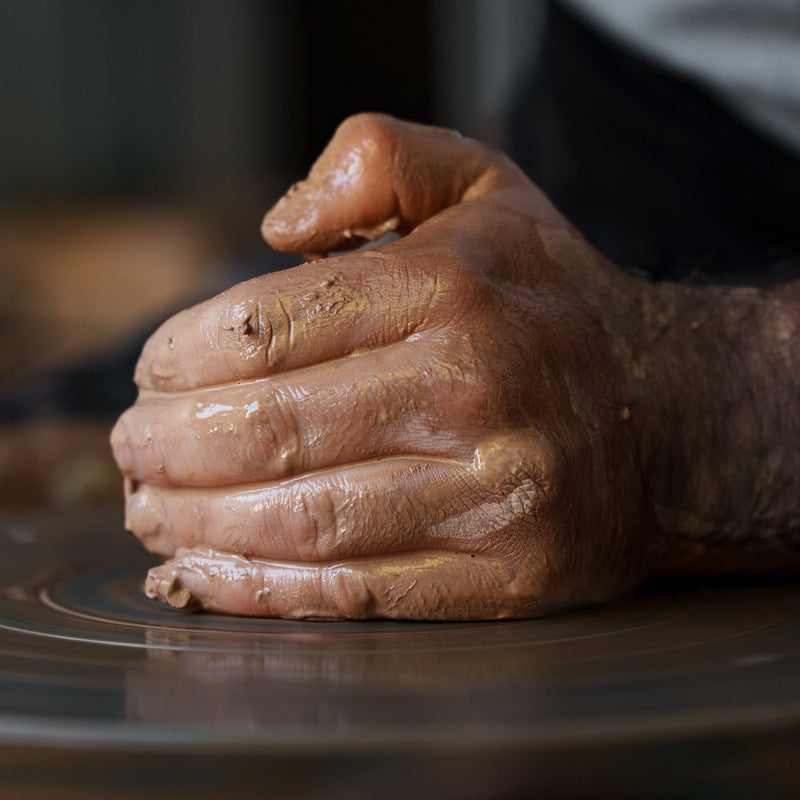 Savoir-faire_Maison_Tassan_fa_onnage_artisanal_de_la_c_ramique - Tassan